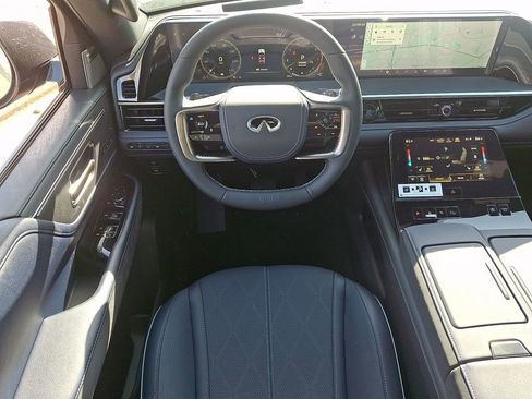 New 2026 INFINITI QX80 4WD w/ Sport Exterior Package image 7