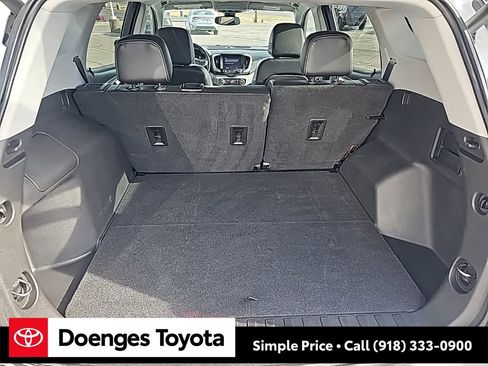 Used 2022 Toyota Highlander Platinum image 18