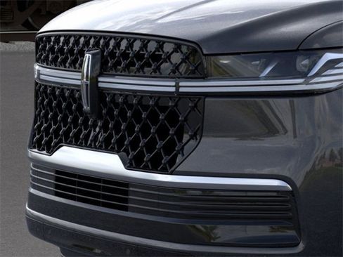 New 2026 Lincoln Navigator L Reserve w/ Jet Appearance Package image 17