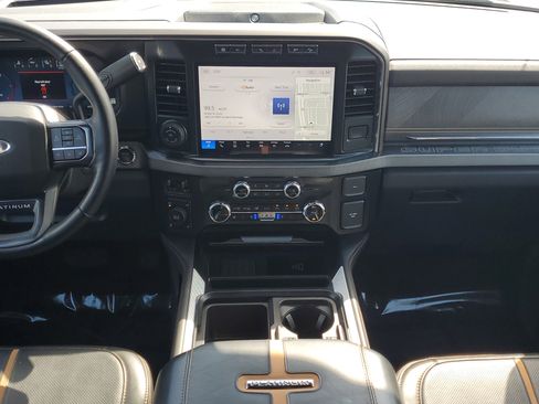 Certified 2023 Ford F250 Platinum image 15