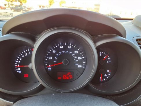 Used 2012 Kia Soul image 30