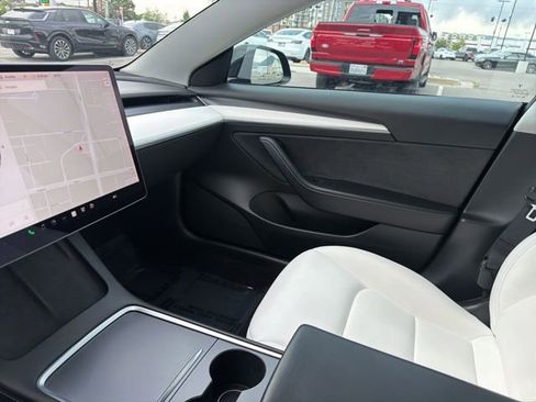 Used 2022 Tesla Model 3 Performance AWD/4WD image 24