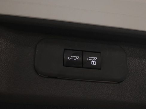 Used 2024 Toyota Grand Highlander AWD image 37