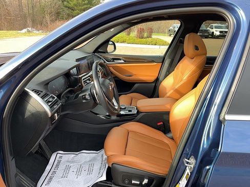 Certified 2023 BMW X3 xDrive30i w/ Premium Package image 9