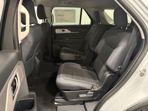 New 2026 Ford Explorer Active AWD/4WD image 29