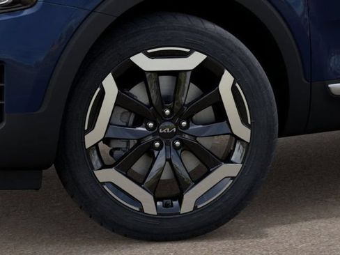 New 2025 Kia Telluride S FWD image 9