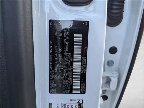 Used 2024 Lexus RX 500h F Sport image 21