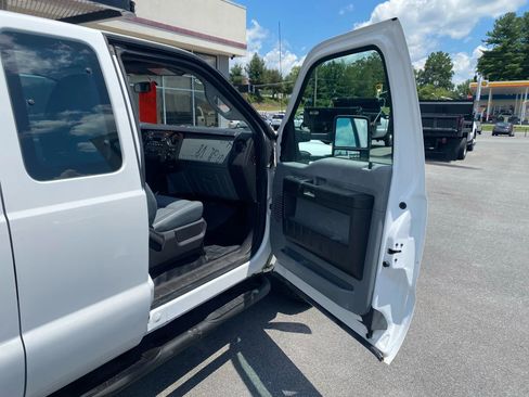 Used 2015 Ford F350 XL image 21