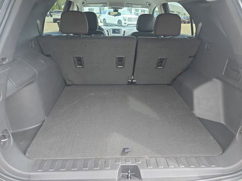 Used 2023 Chevrolet Equinox LT w/ LPO, Floor Liner Package image 14