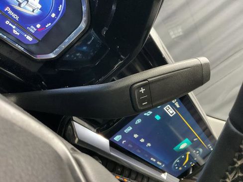 Used 2023 Chevrolet Silverado 1500 LT image 19