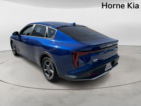 New 2025 Kia K4 LXS image 5
