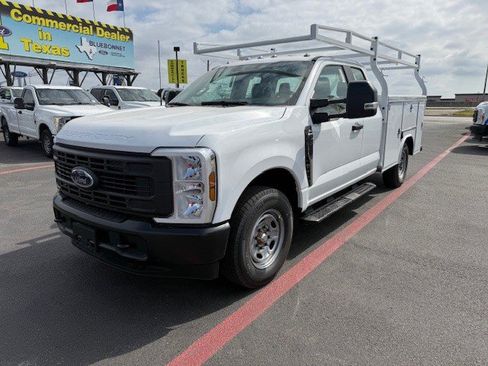 New 2026 Ford F250 XL RWD image 5