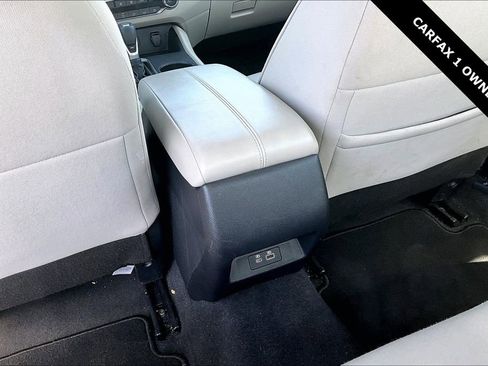 Used 2025 Nissan Altima 2.5 SV image 10