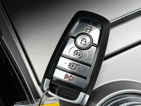 Used 2022 Ford Explorer ST-Line w/ Class IV Trailer Tow Package image 38