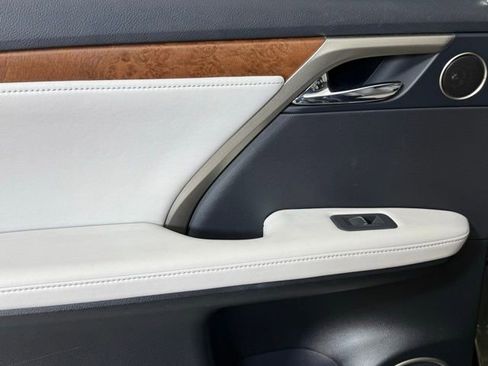 Used 2022 Lexus RX 350L FWD w/ Premium Package image 23