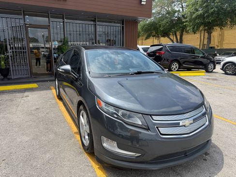 Used 2012 Chevrolet Volt Premium w/ Premium Trim Package image 3