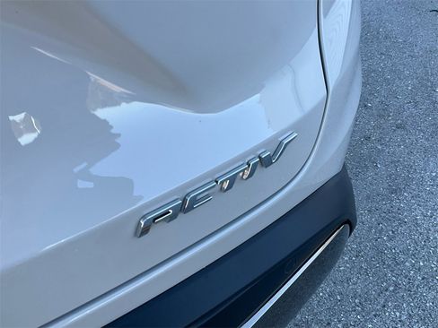 New 2026 Chevrolet Trax ACTIV w/ Sunroof Package image 32