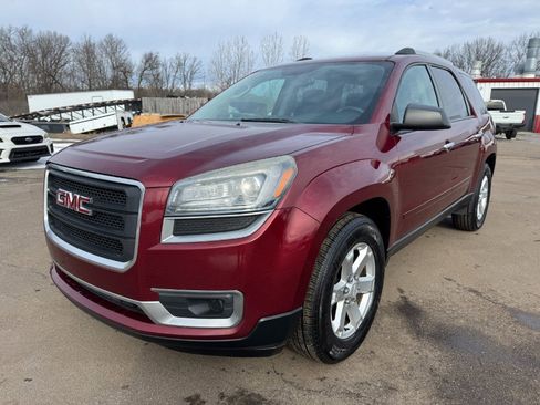 Used 2016 GMC Acadia SLE image 1