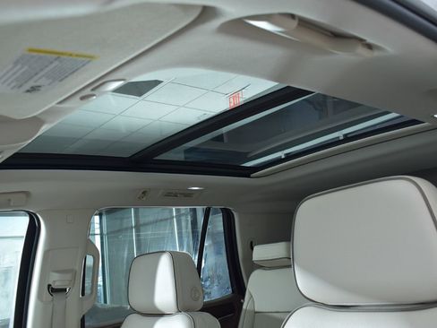 Used 2022 GMC Yukon Denali w/ Max Trailering Package image 17