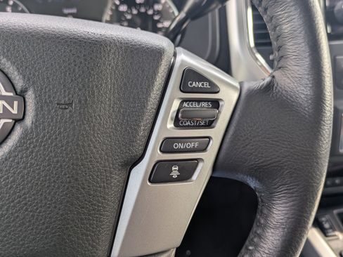 Used 2023 Nissan Titan SV w/ SV Convenience Package RWD image 26