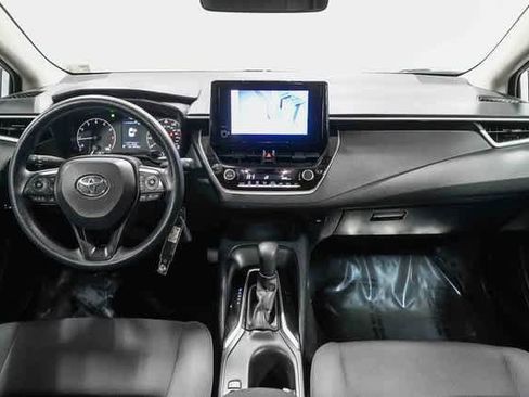 Certified 2023 Toyota Corolla LE image 13