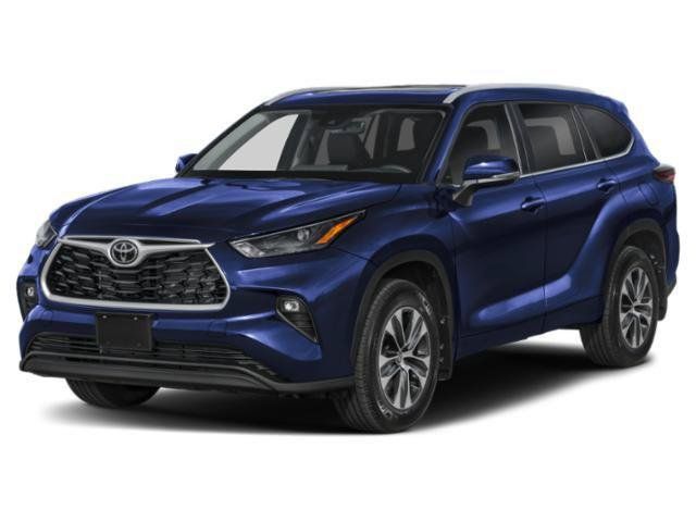 Certified 2026 Toyota Highlander XLE AWD/4WD image 1
