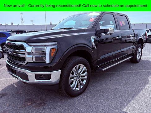 Used 2025 Ford F150 Lariat w/ Equipment Group 501A Mid AWD/4WD image 7