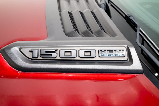 Certified 2023 RAM 1500 Laramie AWD/4WD image 3