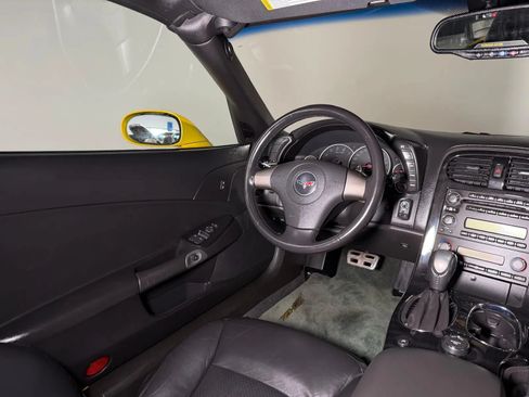 Used 2008 Chevrolet Corvette Coupe RWD image 16