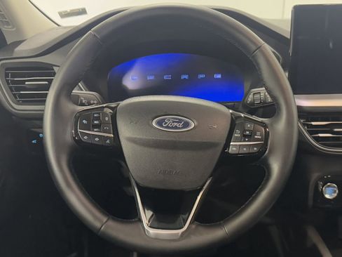 Used 2025 Ford Escape Platinum AWD/4WD image 4