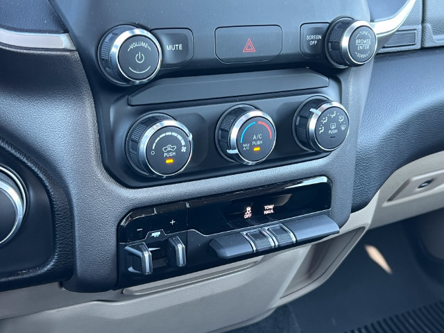 Used 2019 RAM 1500 Big Horn AWD/4WD image 27