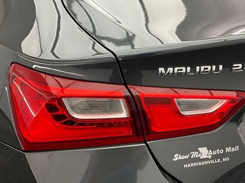 Used 2016 Chevrolet Malibu Premier w/ Driver Confidence Package II image 12