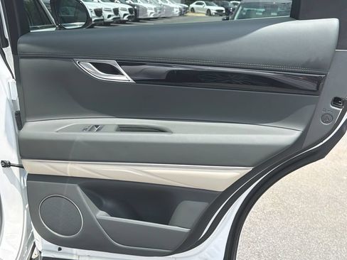 Used 2026 Genesis GV80 2.5T AWD/4WD image 19