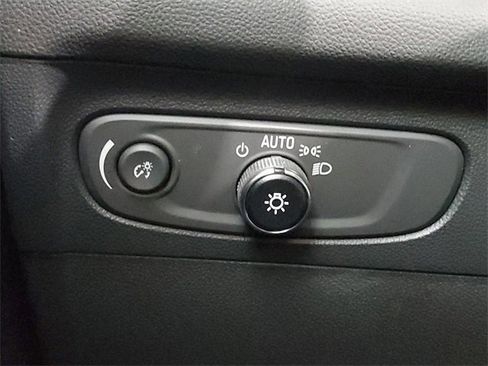 Used 2022 Buick Envision Preferred w/ Safety Package image 18