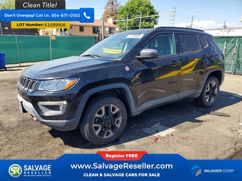 Used 2017 Jeep Compass Trailhawk w/ Leather Interior Group AWD/4WD image 1