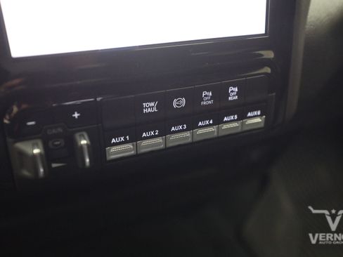 New 2026 RAM 3500 Tradesman AWD/4WD image 24