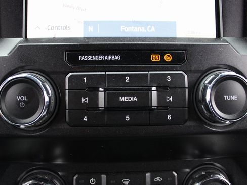 Used 2020 Ford F250 Lariat w/ Lariat Value Package image 32