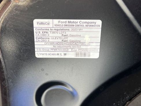 Used 2023 Ford Explorer Platinum w/ Technology Package AWD/4WD image 37