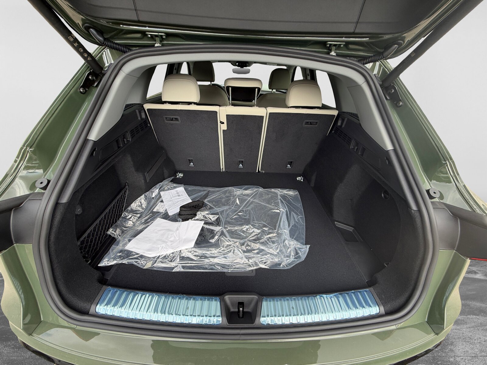New 2026 Audi Q5 Premium Plus AWD/4WD image 11