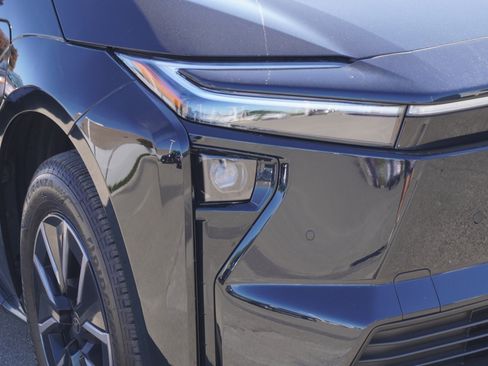 Used 2026 Toyota bZ FWD image 3