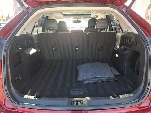 Used 2017 Ford Edge SEL w/ Equipment Group 201A image 27