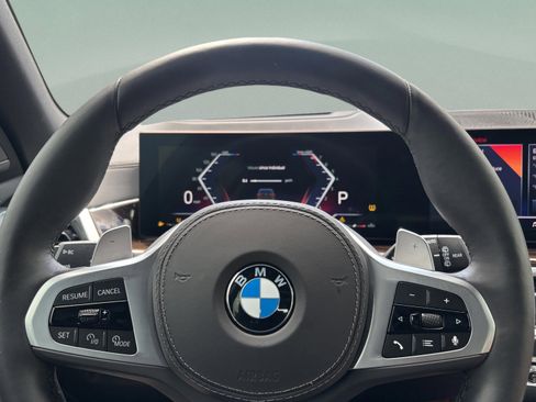 Used 2025 BMW X5 sDrive40i w/ M Sport Package image 10