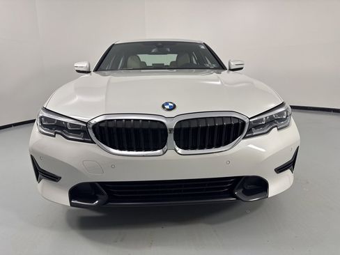 Certified 2022 BMW 330i xDrive Sedan w/ Premium Package 2 image 2
