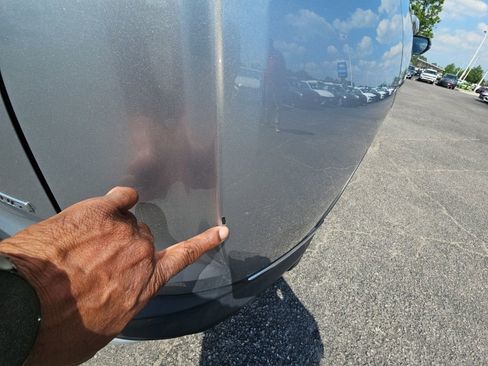 Used 2018 Honda CR-V Touring image 7