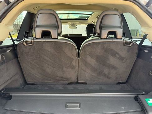 Used 2024 Volvo XC90 B6 Plus w/ Protection Package Premier image 9