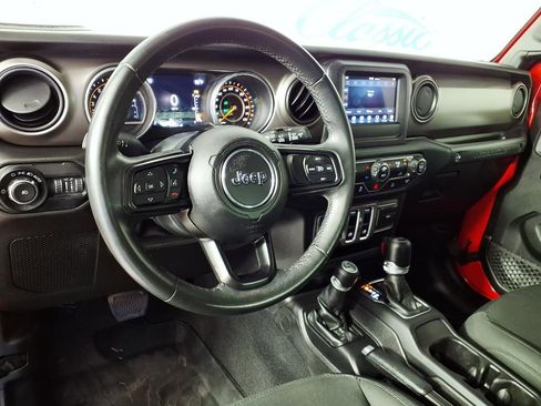 Used 2018 Jeep Wrangler Sport AWD/4WD image 14