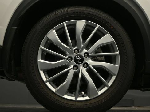 Used 2023 INFINITI QX50 Luxe FWD image 12