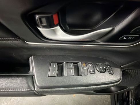 Certified 2021 Honda CR-V Touring image 24