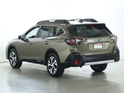 Used 2022 Subaru Outback Limited w/ Popular Package #2 AWD/4WD image 38