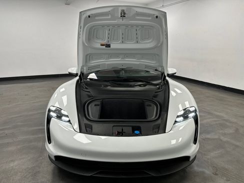 Used 2020 Porsche Taycan 4S image 64